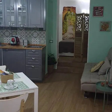 Small Neapolitan House Apartamento